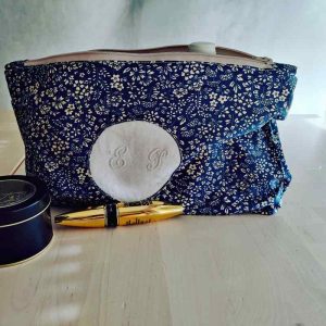 TROUSSE DE TOILETTE MONOGRAMME